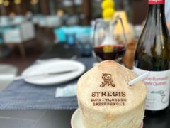 -三亚亚龙湾瑞吉酒店·宴悦Driftwood·游水海鲜·牛排·草坪·私人定制