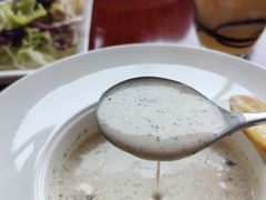 -东西风牛排馆周末烧烤自助(首都机场希尔顿店)