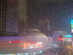 -万泊酒店(长沙五一广场国金中心店)