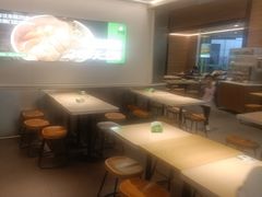 -蒙自源米线大王(东站店)