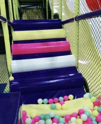 -蹦贝运动中心·蹦床·攀岩·闯关(龙岗店)