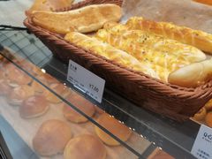 -Bread Talk 面包新语(荟聚店)