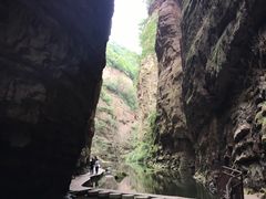 -龙潭大峡谷