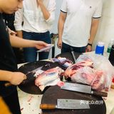 牛骨髓第一次吃很弹牙，第一次吃哈哈～然后我们又点了一盘