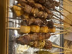 -烤满分·东北烧烤(首经贸店)