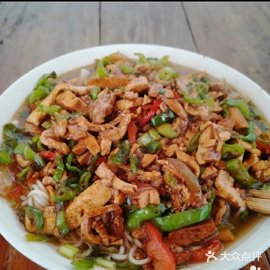 老奶奶特色肉丝面