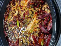 -灌县老妈砂锅串串香(万科红生活广场店)