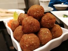 芝麻莲藕圆子-亢龙太子酒轩(东湖店)