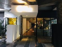 门面-渝半城经典川粤菜(重庆天地店)
