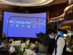 -MONICH牛排融合餐厅(和义大道购物中心店)