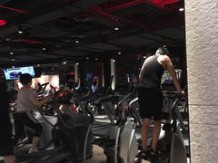 -威尔仕健身会所(古北1699店)