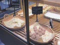 巧克力核桃麻薯球-啊噗吐呦现场烘焙(麦凯乐店)