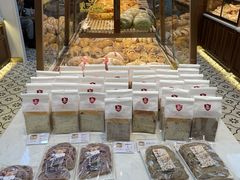 -BROAD面包路·欧式面包(龙湖时代C馆店)