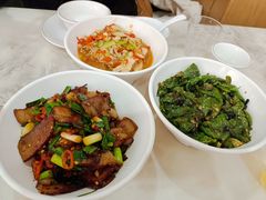 -红色湘菜馆(春风店)