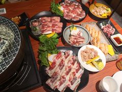 -山之屋炭火烧肉·生啤畅饮(大朗万科中央公园店)