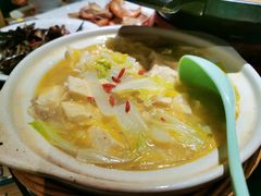 砂锅老豆腐-上关雪東北菜(中房金谊店)