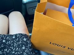 -LV路易威登(德基广场店)