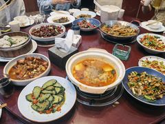 -湘聚南县土菜馆(龙山二路店)