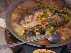 -令狐冲·炭烤活鱼(宝龙店)