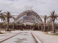 大门口-三亚海昌梦幻海洋不夜城