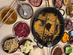 -岗上渣渣老火锅(两路口店)