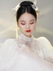 -派丽莫Pellimo原创设计婚纱品牌