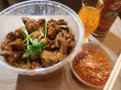 -老街称盘麻辣烫(真武路店)