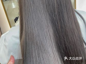 广州染发｜超火发色～～雾灰棕色