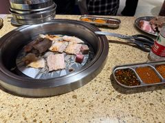 -姜胖胖韩式自助烤肉(光明万达店)