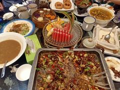 -穆隆斋清真大饭店(串窑街店)