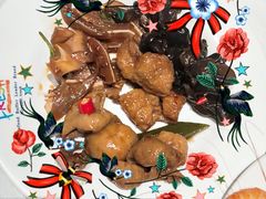 -领鲜活海鲜榴莲自助火锅(东门店)