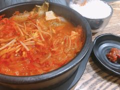 -吴草鸡爪오초닭발韩食堂(融恒盈嘉中心店)