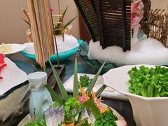 -鼎泰亨·海鲜牛肉餐厅(滨江店)