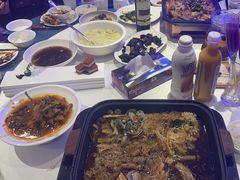 -巴特餐饮6加1音乐餐吧·新疆菜