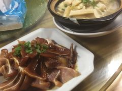 -芦茨金富饭庄·25年老字号·专做稻草鸡