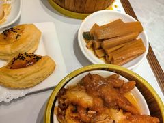 -东方早茶 海鲜•青岛菜(国信体育中心店)