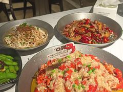 -巴厘龙虾·榜首油焖大虾(音乐学院·沿江酒馆店)