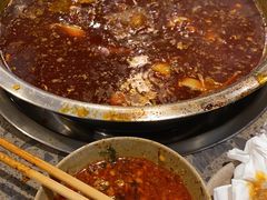 全红味锅底-肖肖酸萝卜鱼火锅(总店)