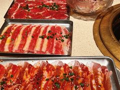 -蚂蚁洞·烤肉大营地(上海静安大悦城店)