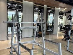 -威克健身游泳(万菱汇店)