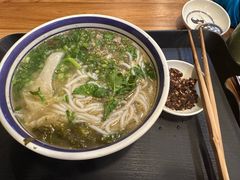 -云阿蛮云南生烫牛肉米线(奉贤路店)