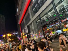 -八一路好吃街(雨田商务大厦店)