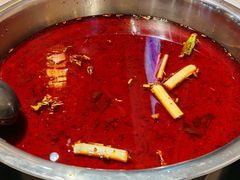 -肖肖酸萝卜鱼火锅(总店)