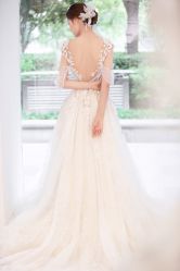 -艾米丽婚纱礼服