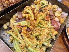 -老东镇啤酒屋海鲜加工·蒸汽海鲜·海鲜烧烤(台东店)