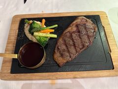 -龙虾酒吧扒房(宁波香格里拉店)