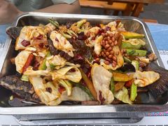 -罗满娘特色豆花烤鱼