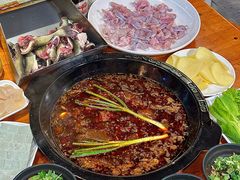 -三道苗苗鱼·美蛙黄辣丁(八里店)