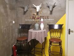 -HIGH FIVE哈福手工汉堡(桂林路店)