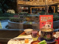 -岷山饭店-芝芝自助餐厅